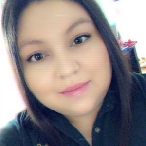 Meet your Posher, Maira